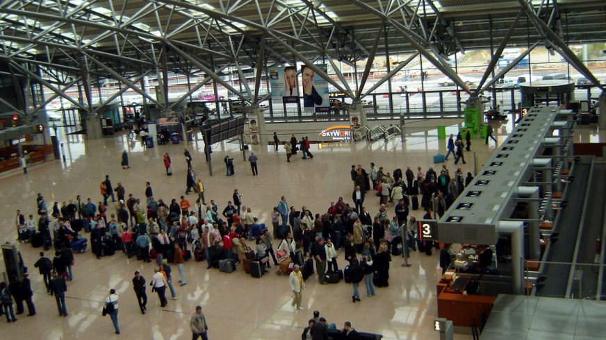 Flughafen
